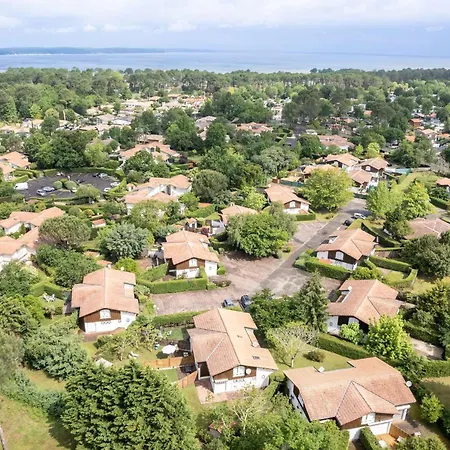 Maison Proche Du ! *